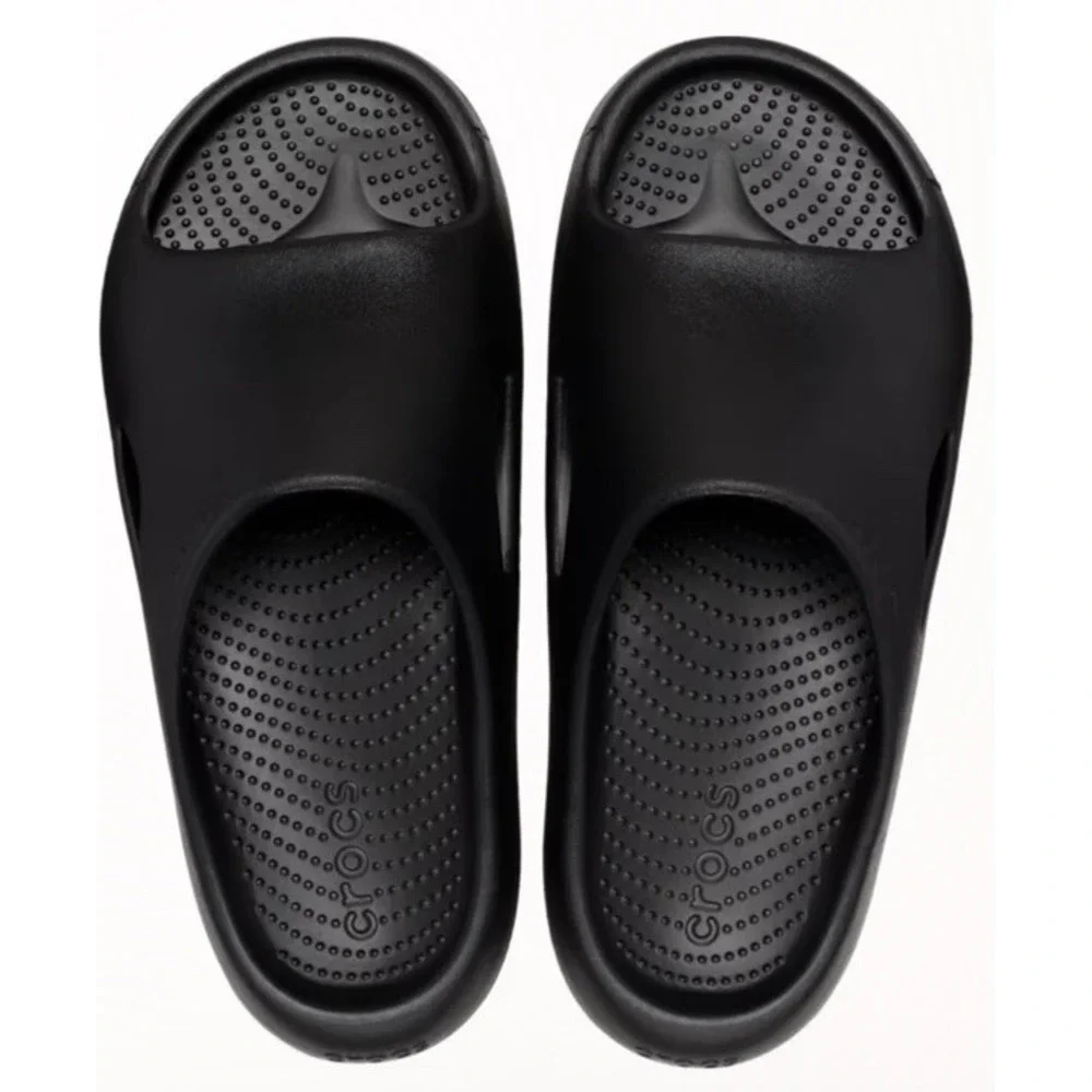NWT CROCS Unisex Men 8 Women 10 Mellow Recovery Slides Black Sandals 208392-001